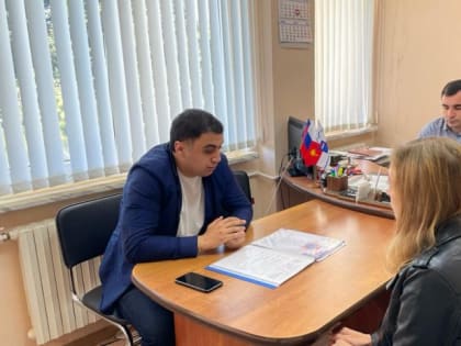 Артур Аракелян провёл плановый прием граждан в микрорайоне Лоо