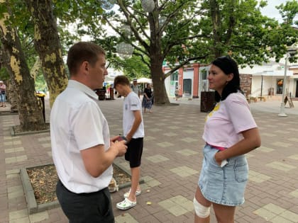 В Геленджике продолжается борьба с несанкционированной торговлей