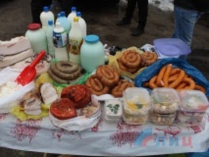 Опасно для здоровья. Не покупайте пищевые продукты в местах несанкционированной торговли