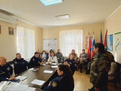 В администрации Новоминского поселения провели заседание по профилактике правонарушений