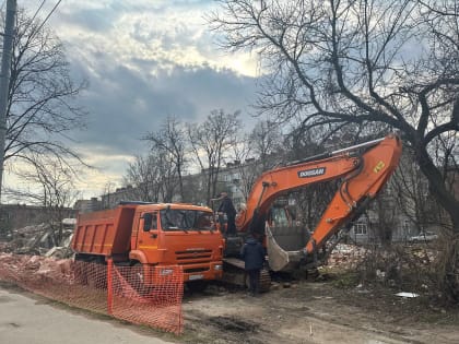 Бывшее общежитие на Дзержинского — всё: аварийное здание снесли