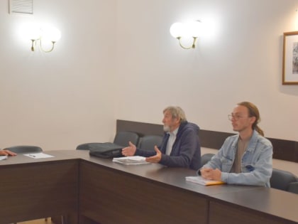 Виктор Филонов провел прием граждан по личным вопросам