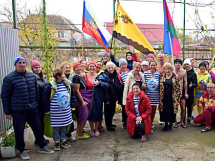 Шестой этап Черноморского Кубка по зимнему плаванию прошел в станице