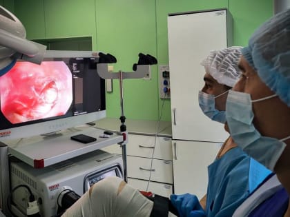 В Краснодаре врачи провели сложную операцию и спасли пациента от инвалидности