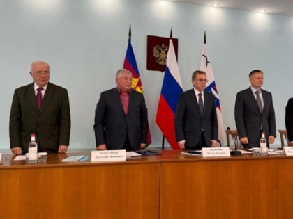 Председатель Городского Собрания Сочи Виктор Филонов принял участие в работе отчетно-выборной конференции Лазаревского Совета ветеранов