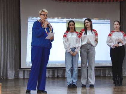 Анапские студенты рассказали школьникам о своих профессиях