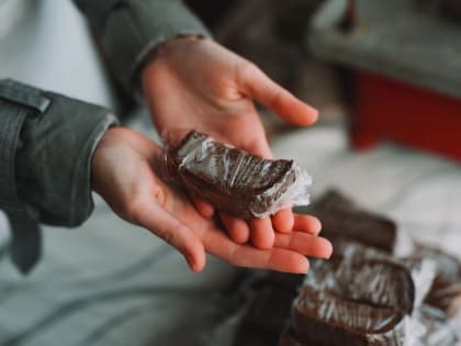 В поселке Агроном состоялась акция «Блокадный хлеб»