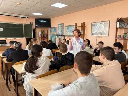 В Анапе провели профилактические встречи с молодежью