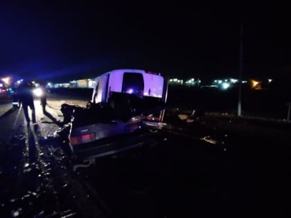 Двое погибло, трое в больнице: в жуткое ДТП попал микроавтобус "Краснодар-Ставрополь"