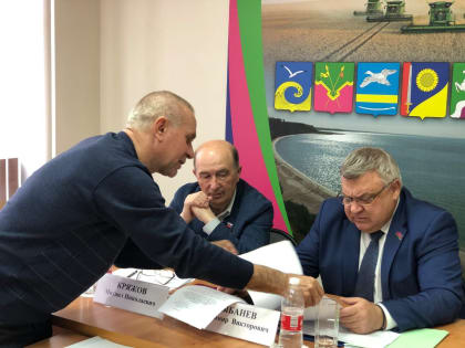 На площадке Щербиновской местной общественной приемной Владимир Лыбанев провел прием граждан