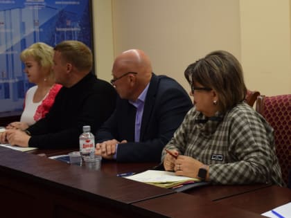 О реализации нацпроектов говорили на совещании при губернаторе