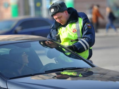 В России введут электронные водительские права