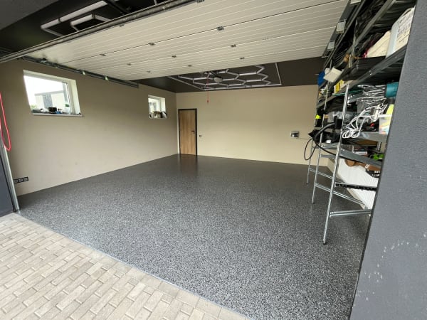 Epoksīda Grīda Garāžai