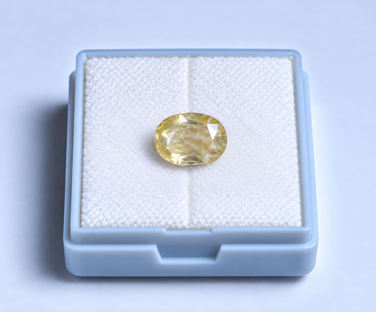 Yellow Sapphire 5.55 CT