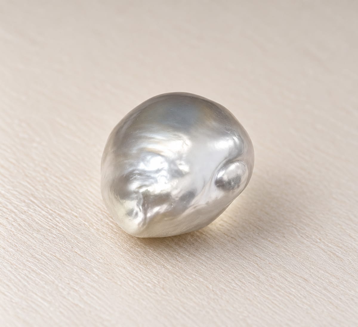 Keshi pearl 5.13 CT