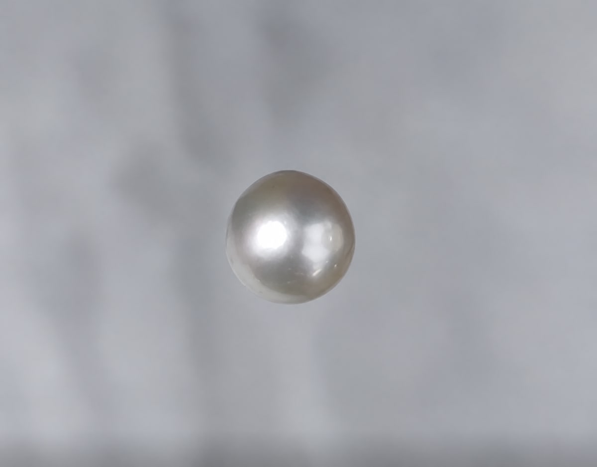 South Sea Pearl 12.67 CT