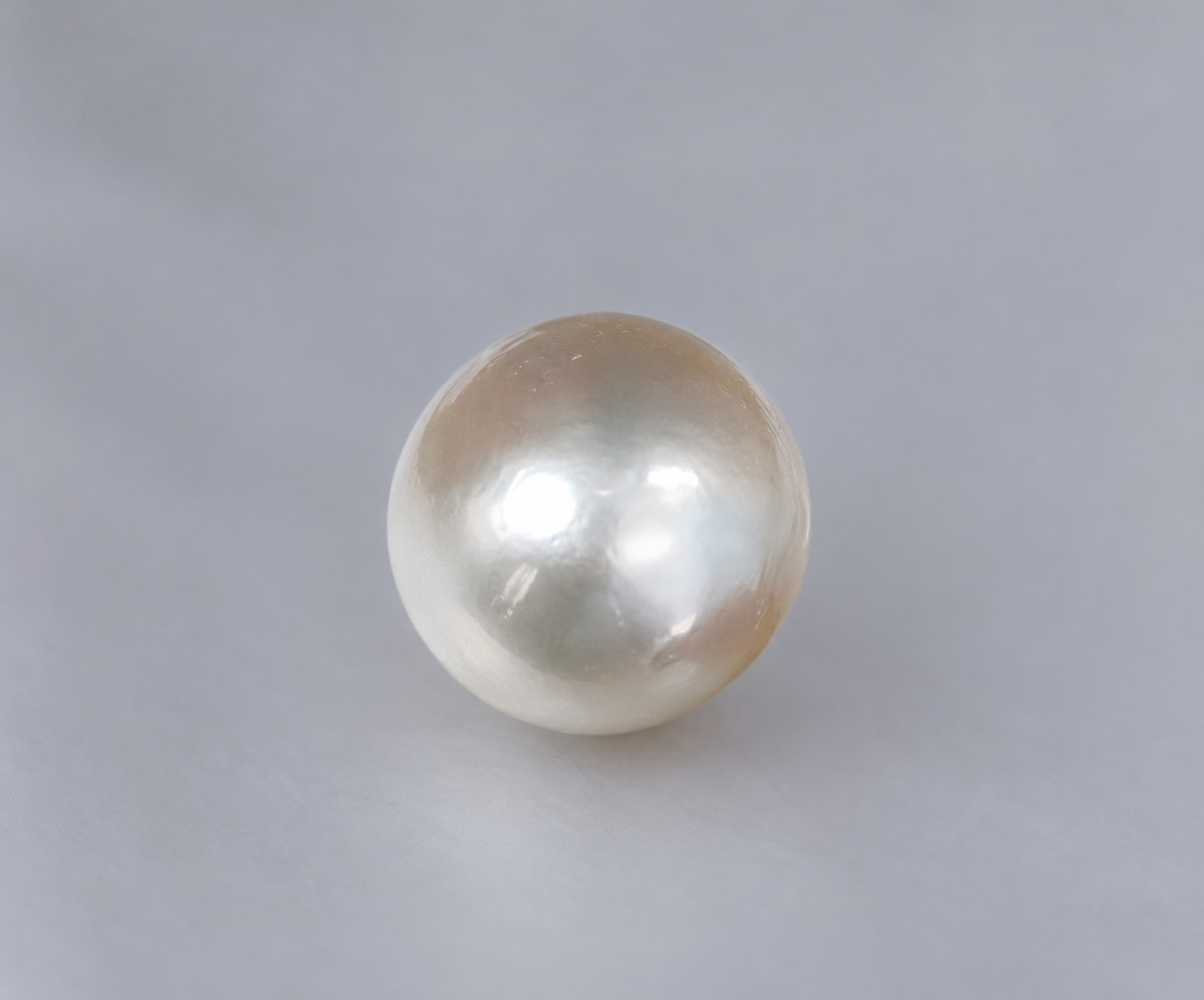 South Sea Pearl 7.54 CT