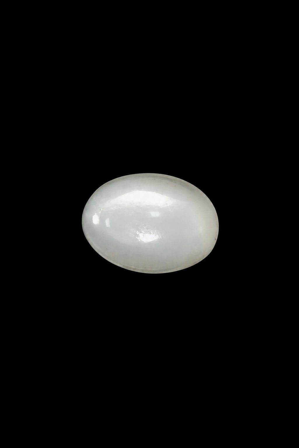 Moonstone 4.87 CT