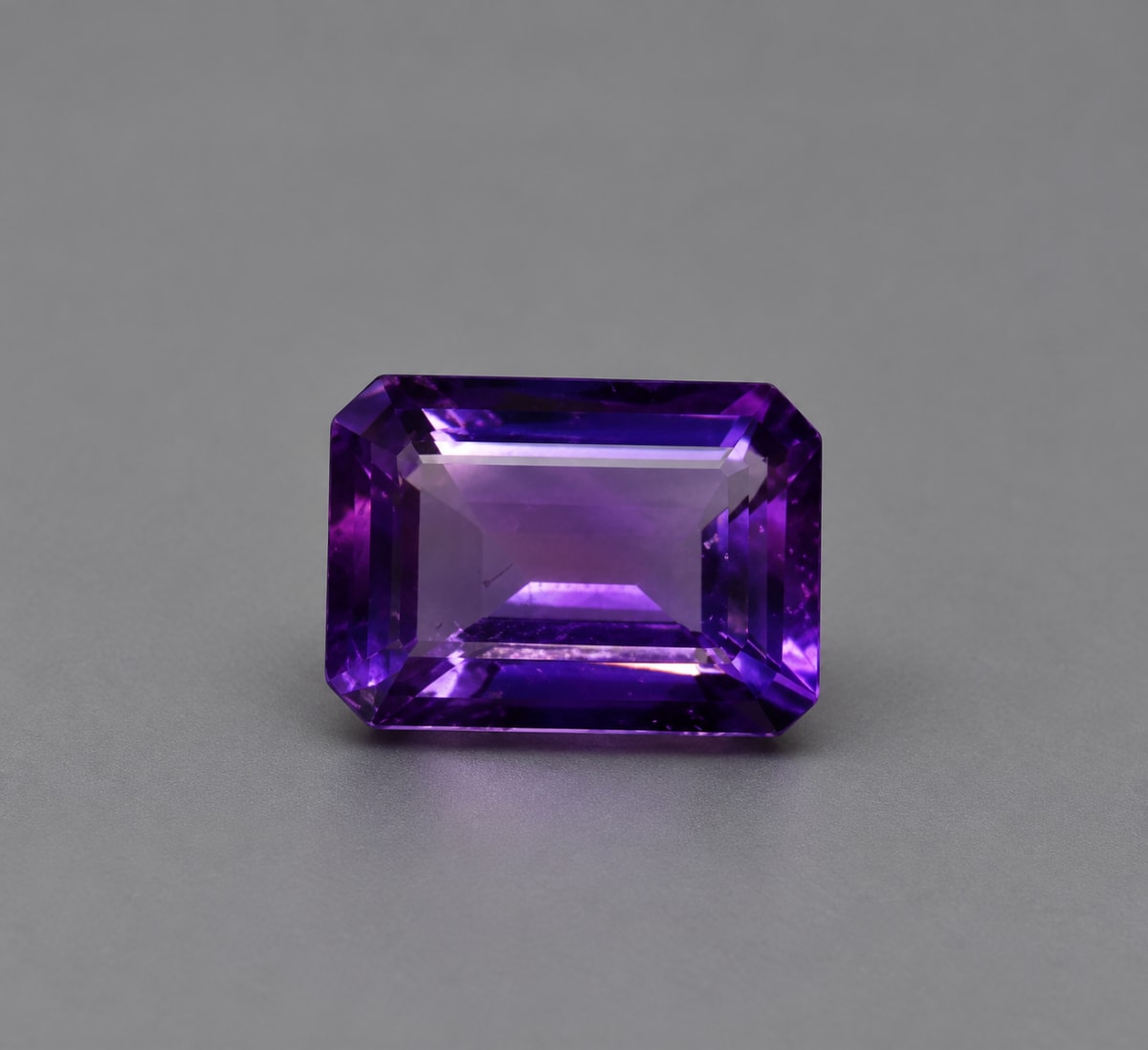 Amethyst 4.81 CT