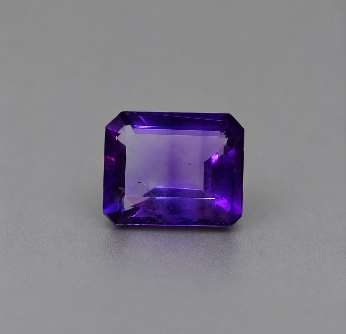 Amethyst 5.20 CT