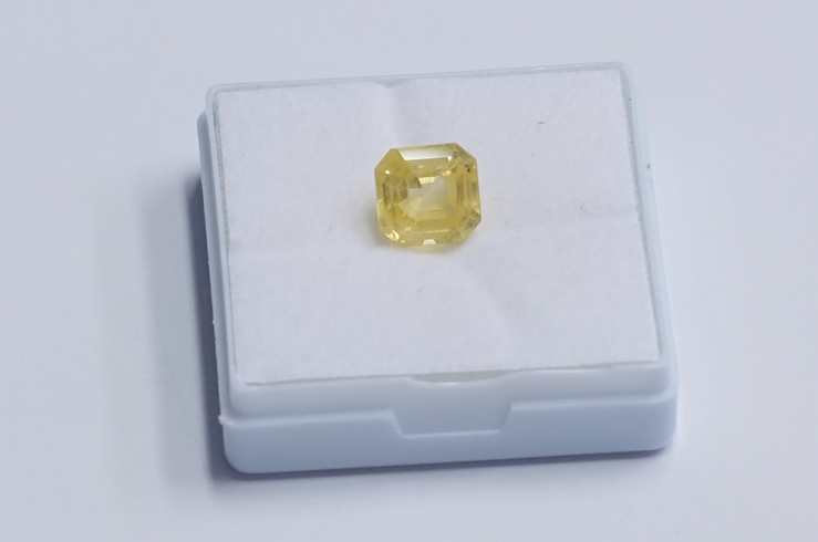 Yellow Sapphire 6.75CT