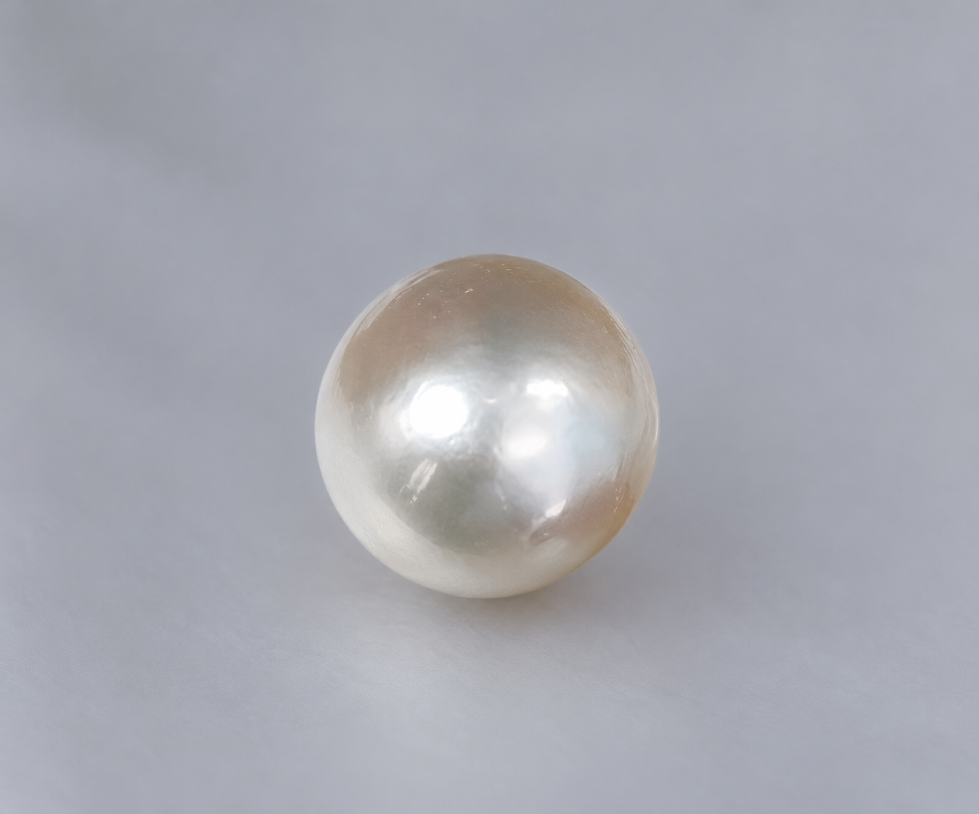 South Sea Pearl 7.54 CT