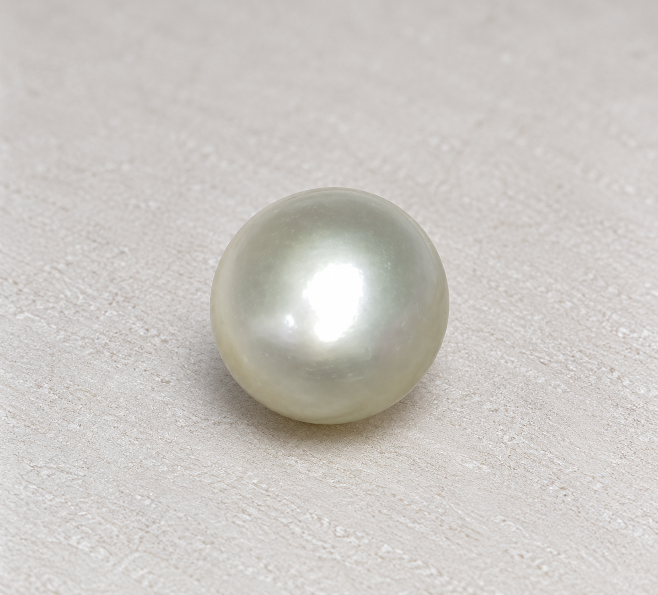 Fresh Water Pearl 6.32 CT