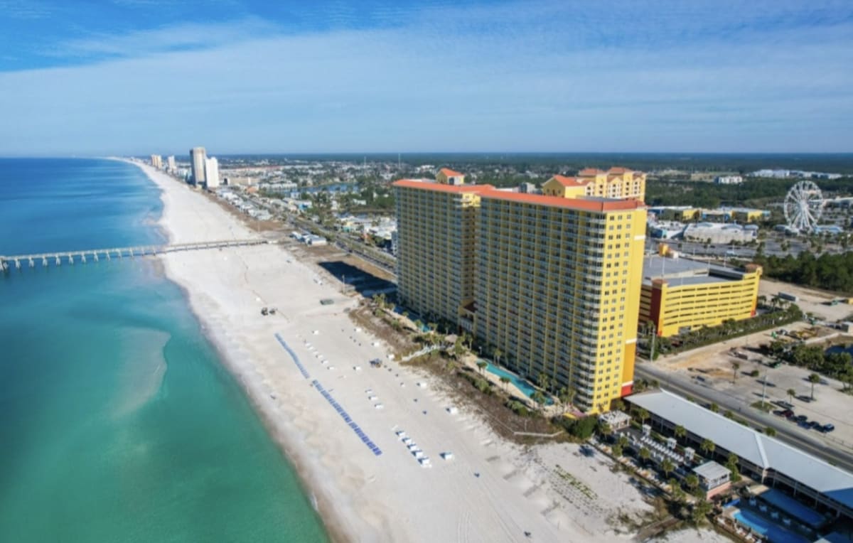 Calypso Resort