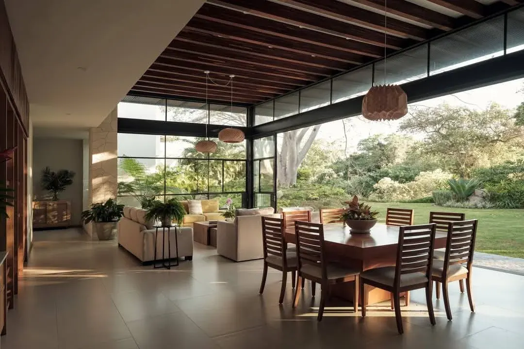 Diseño de Casa Moderna con Piedra Natural y Vistas al Jardín en Mazamitla. - Imagen 8