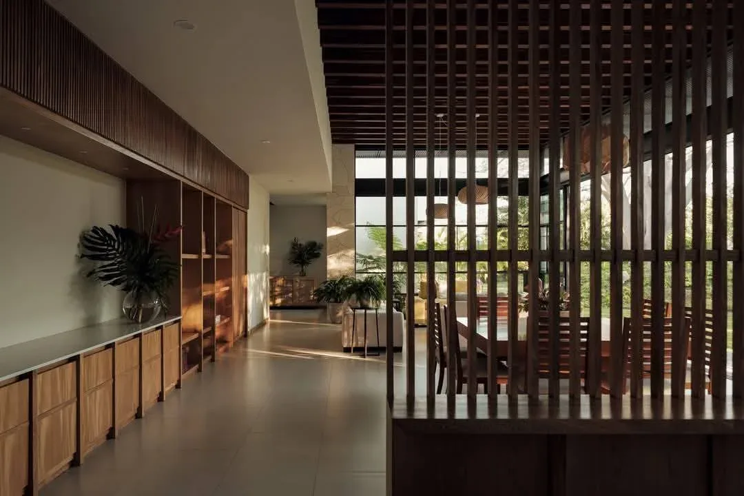 Diseño de Casa Moderna con Piedra Natural y Vistas al Jardín en Mazamitla. - Imagen 9