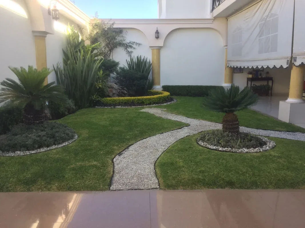 Diseño de Jardín Residencial Tropical en Sahuayo – Paisajismo Profesional - Imagen 10