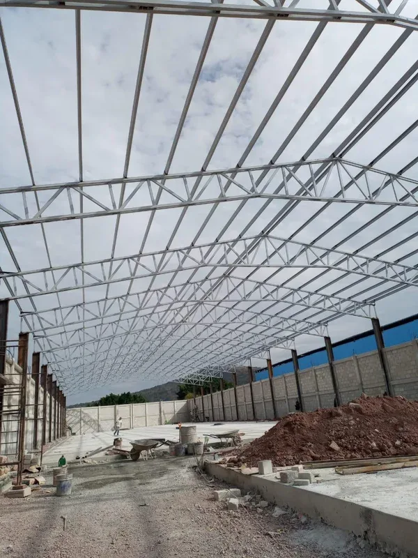 Construcción de Arcotecho Industrial 10x60 m en Tequila, Jalisco – Estructura Metálica de Alta Resis - Imagen 7