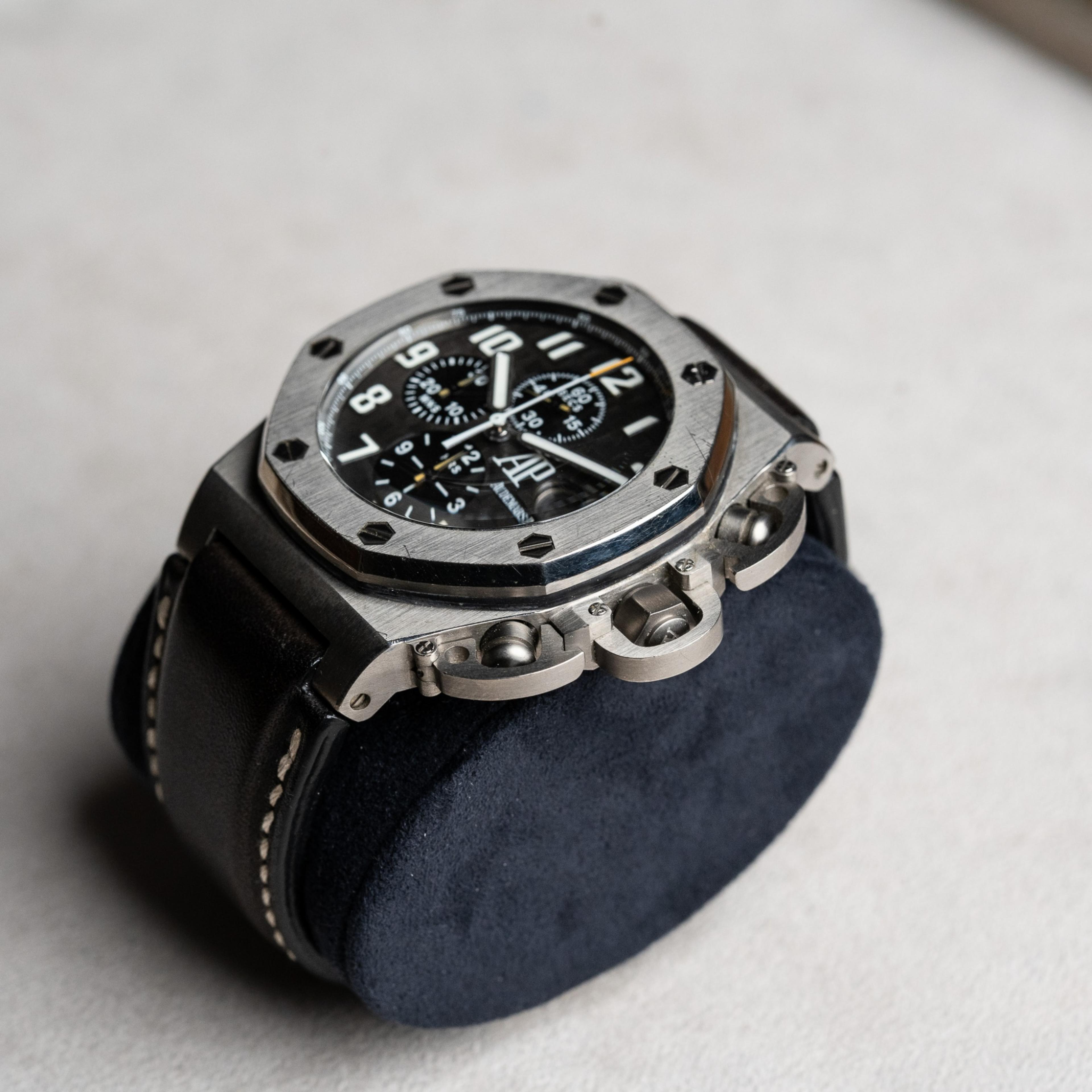 Audemars Piguet Off shore T3 25863TI