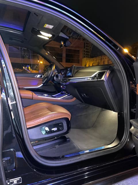 2026 BMW X7, view 5