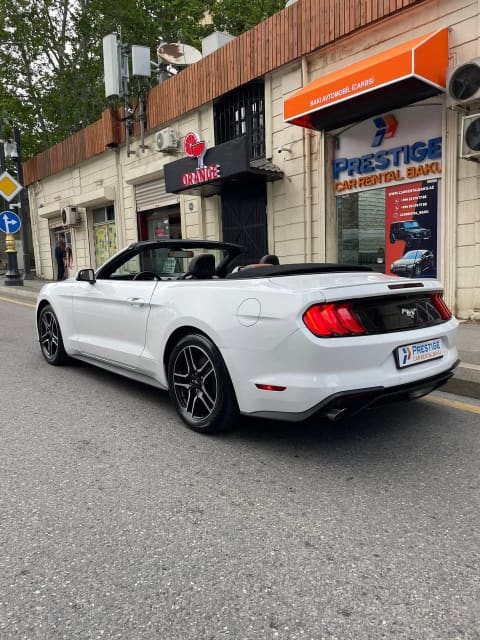 2022 Ford Mustang, view 5
