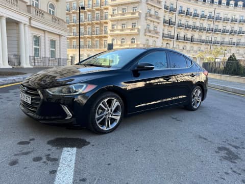 2019 Hyundai Elantra, view 2