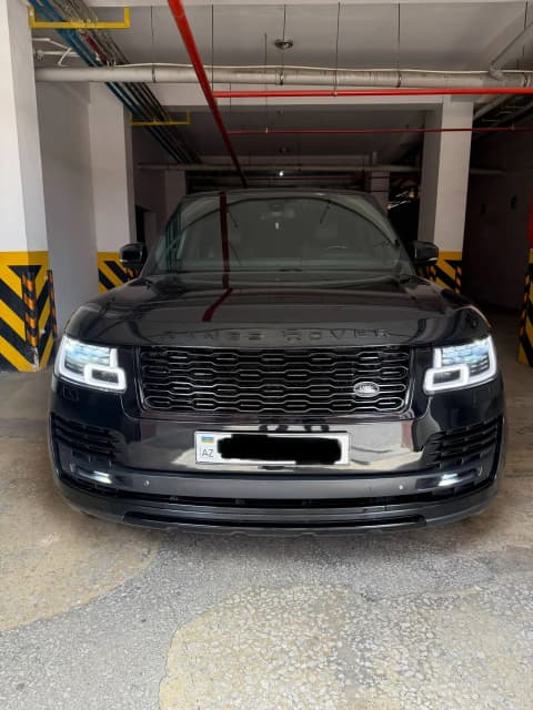 2017 Land Rover Range Rover, view 1
