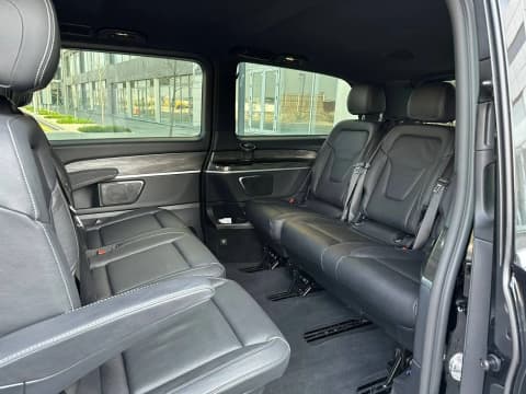 2018 Mercedes-Benz V-Class, view 3