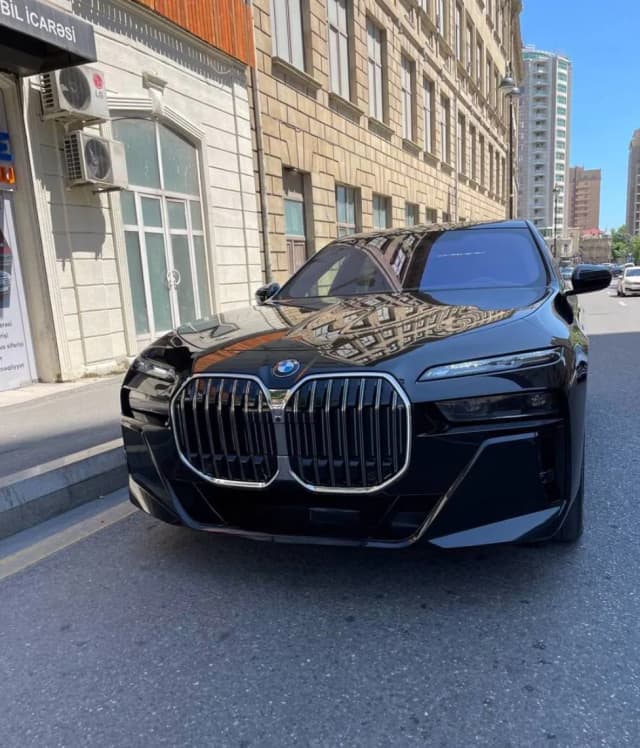 2026 BMW 7 Series, exterior