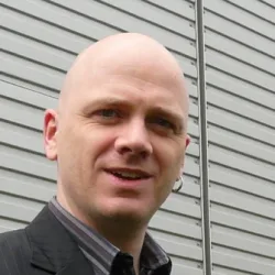 Dr. Lionel Jouffe