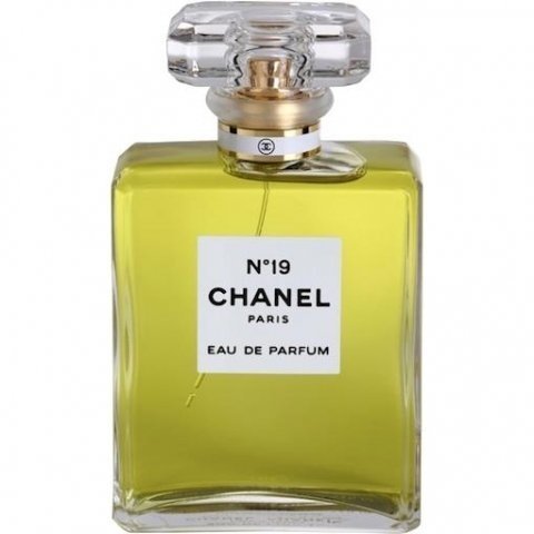 N°19 EAU DE PARFUM