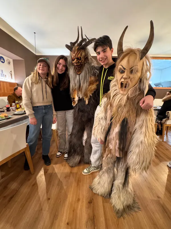 Krampus a casa HERO