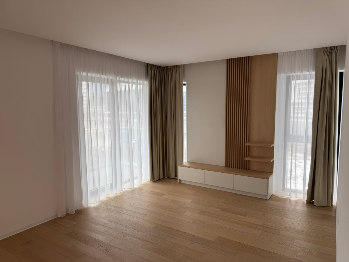 APARTAMENT 2 CAMERE SEMI MOBILAT ONE LAKE CLUB | URGENT DE VANZARE - foto 1