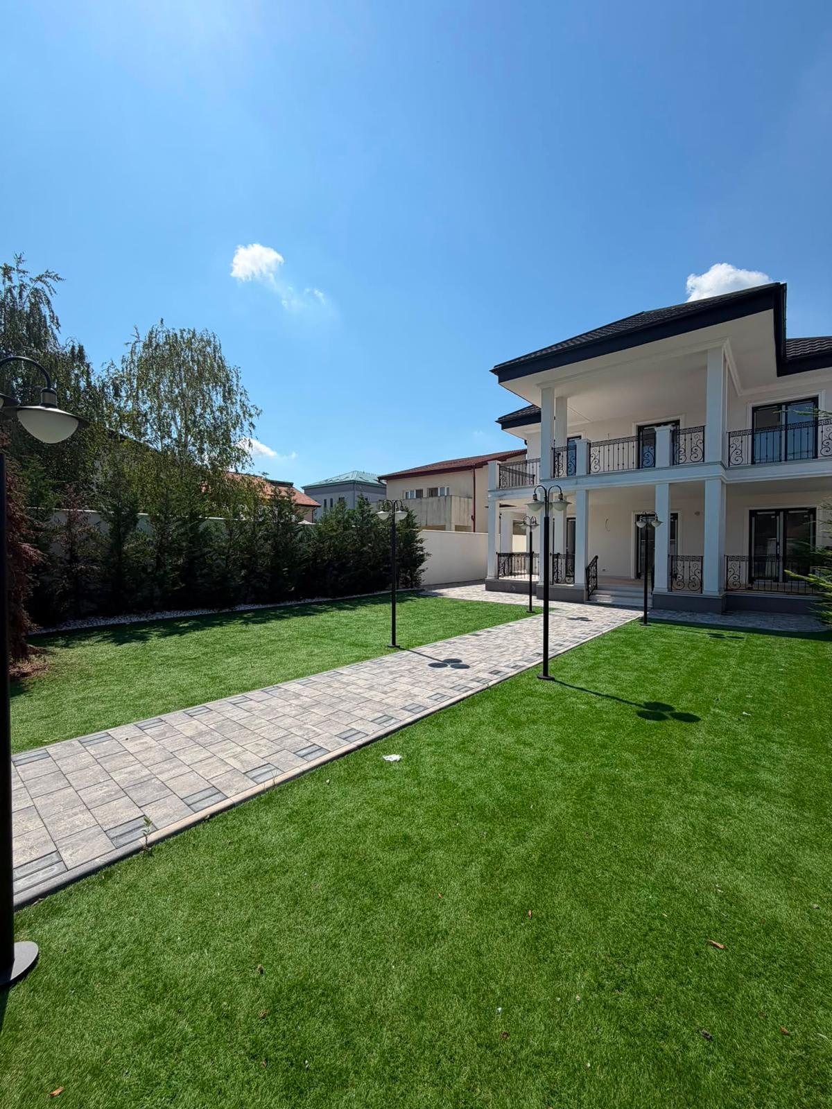 CASA MODERNA DE VANZARE PIPERA - foto 1