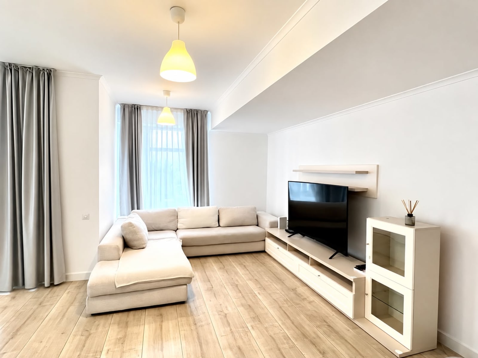Apartament 3 camere, cu vedere spre lac- Barbu Vacarescu/ Floreasca - foto 1