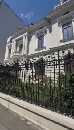 CHIRIE | VANZARE | CLADIRE ISTORICA EMBLEMATICA IN INIMA BUCURESTIULUI | BATISTEI - foto 4