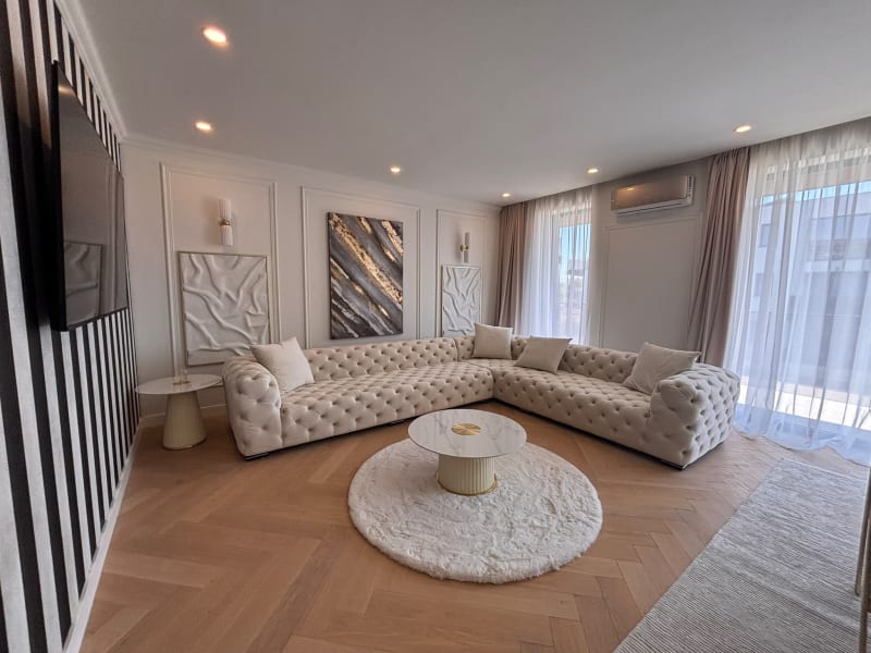 Apartament luxury cu 4 camere, prima închiriere - foto 1