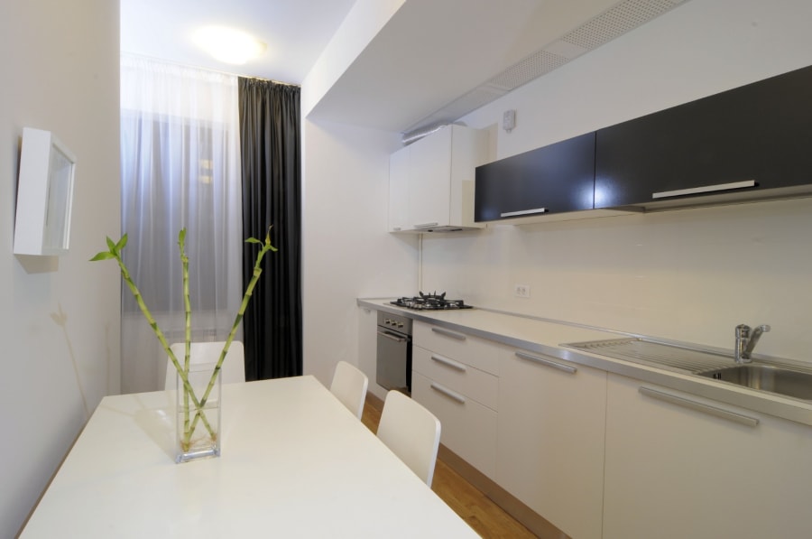 Apartament 4 camere de închiriat, mobilat și utilat complet, zona Băneasa - foto 3