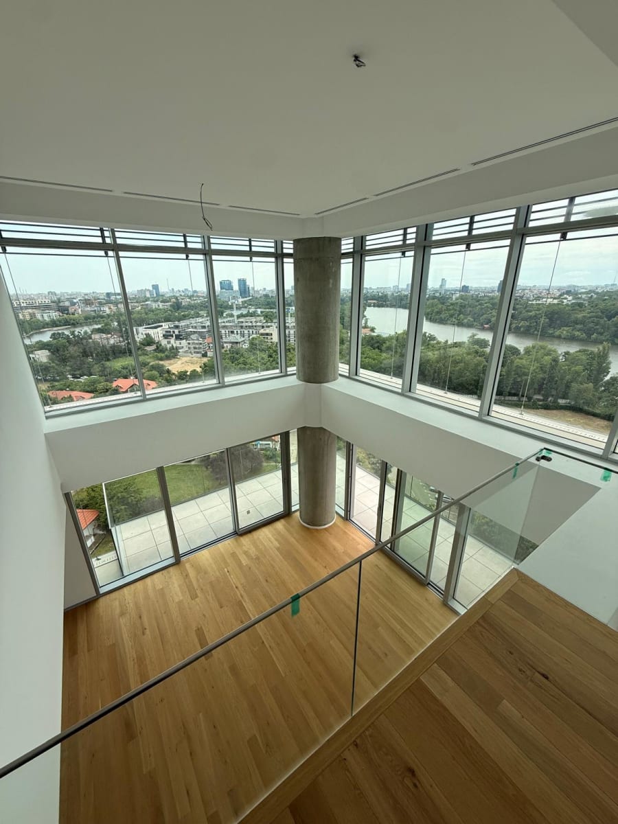 Penthouse 4 camere · The Penthouse Floreasca - foto 1