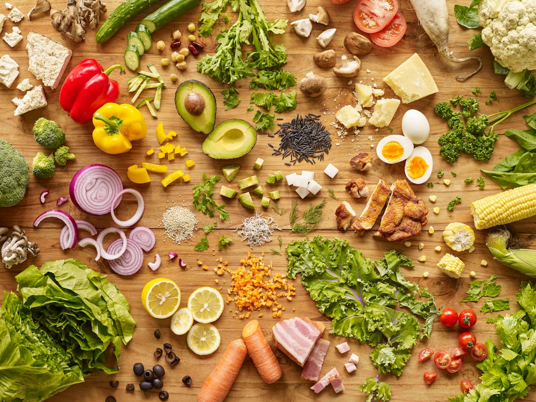 11 Alimentos que Ayudan a Reducir el Sobrepeso de Forma Saludable